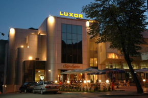  Luxor Hotel  Смолян